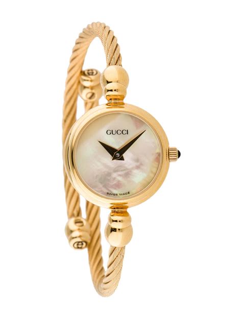 Gucci 2700.2.L Coil Watch .